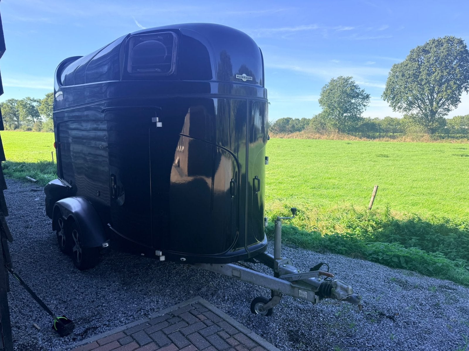 Prachtige Humbaur Pegasus Eerste eigenaar! Aluminium bodem, Ophalen, Zo goed als nieuw, Polyester, 2-paards trailer