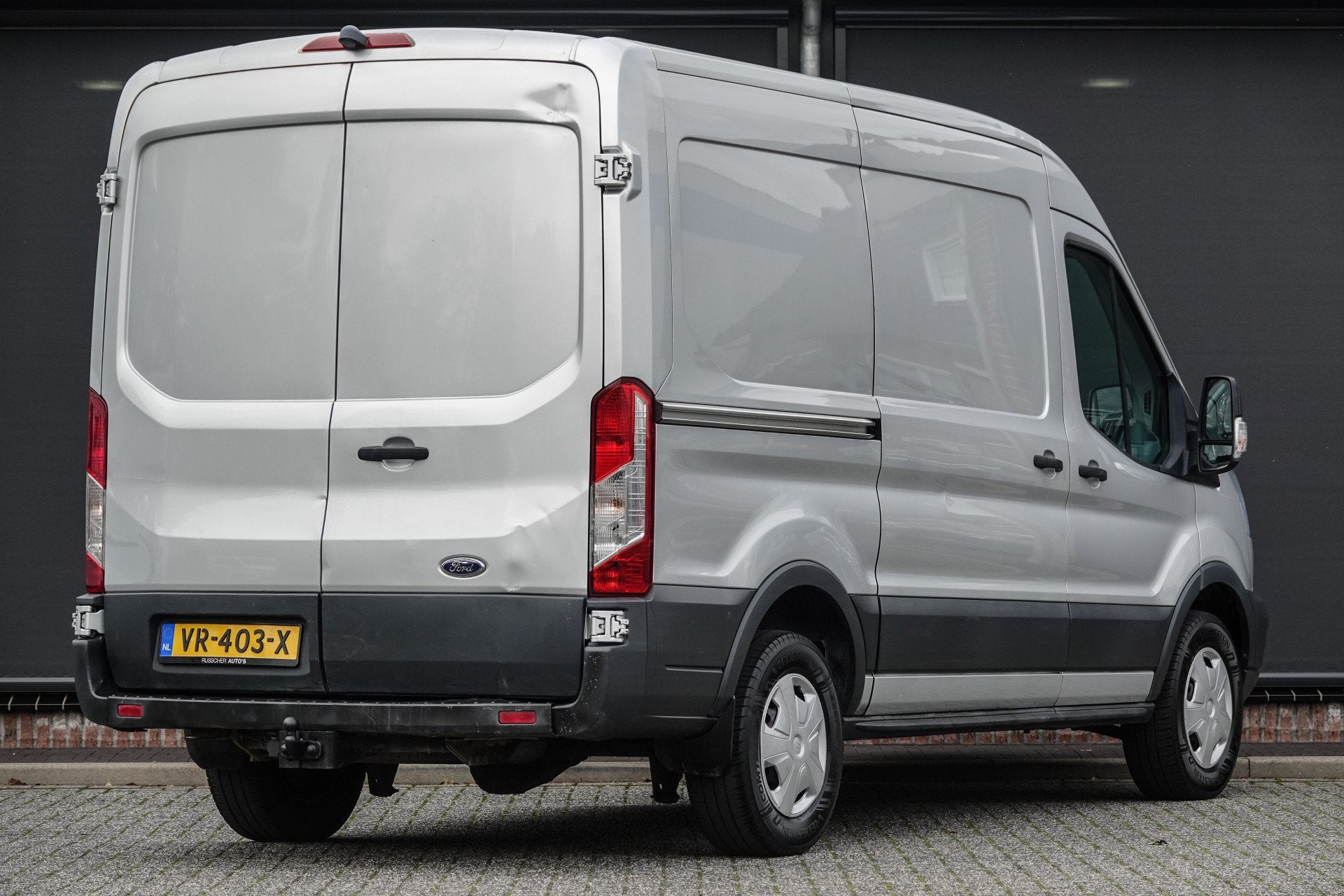 Ford Transit L2H2 2.2 Tdci 125Pk | Stoel-Bank I Trend | 350, 13 km/l, Euro 5, Gebruikt, Zwart