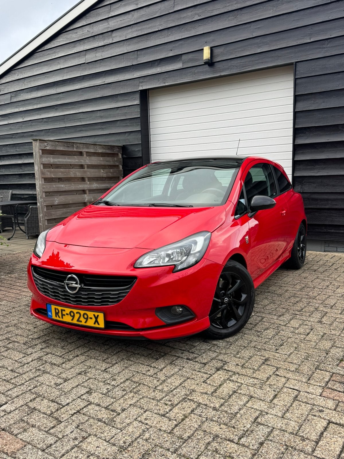 Opel Corsa 1.0T 2017 | OPC Line | Apple Carplay | Zwart dak, Voorwielaandrijving, Euro 5, Zwart, Origineel Nederlands