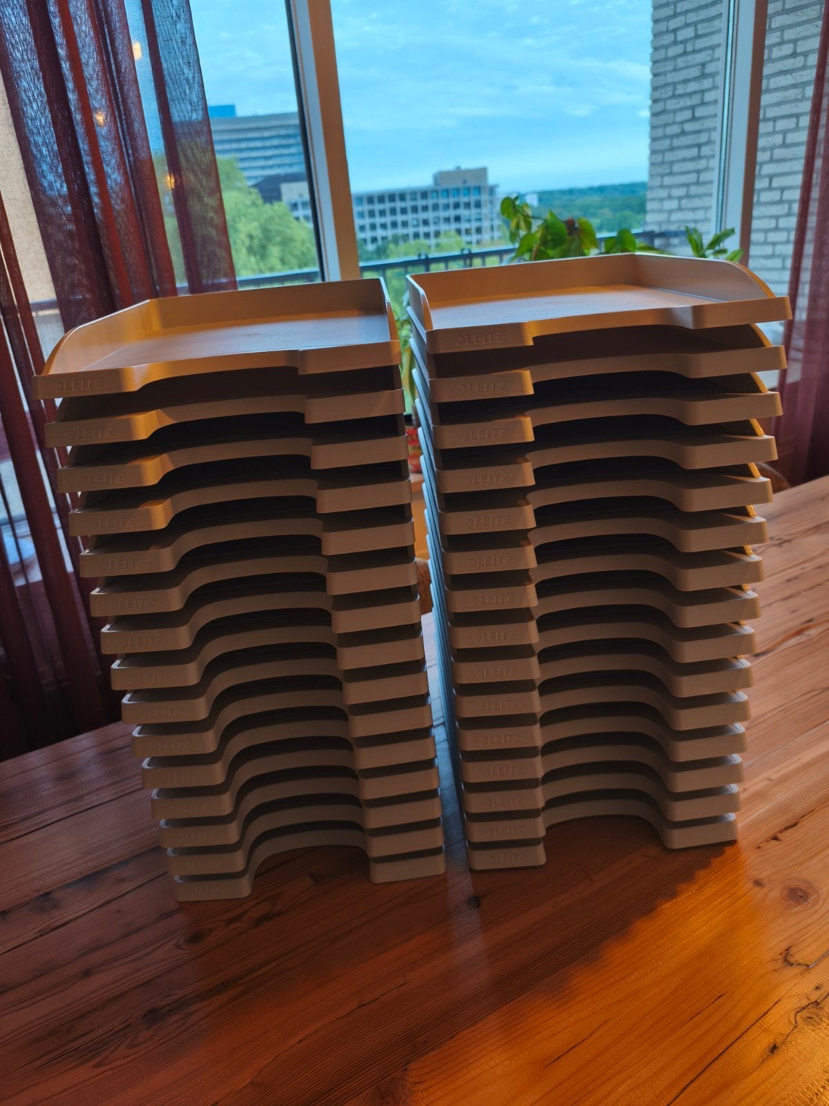 30 LEITZ PLUS SLIM BRIEVEN BAKJES A4, Diversen, Ophalen