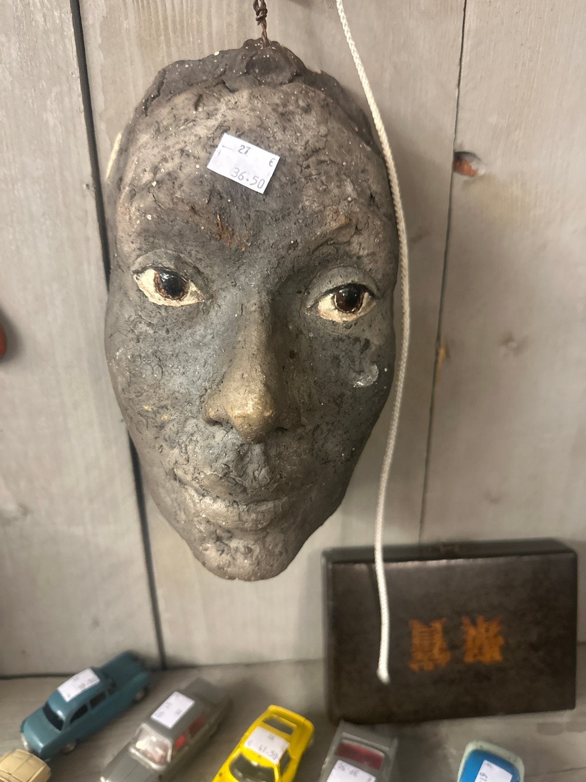 Uniek handgemaakt masker van klei, Antiek en Kunst, Kunst | Beelden en Houtsnijwerken, Masker, Natuurlijk materiaal, Overige onderwerpen