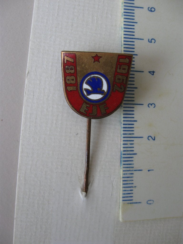 Mooie Oude Emaille  SKODA - VRACHT-AUTO speld, Ophalen of Verzenden, Gebruikt, Overige onderwerpen