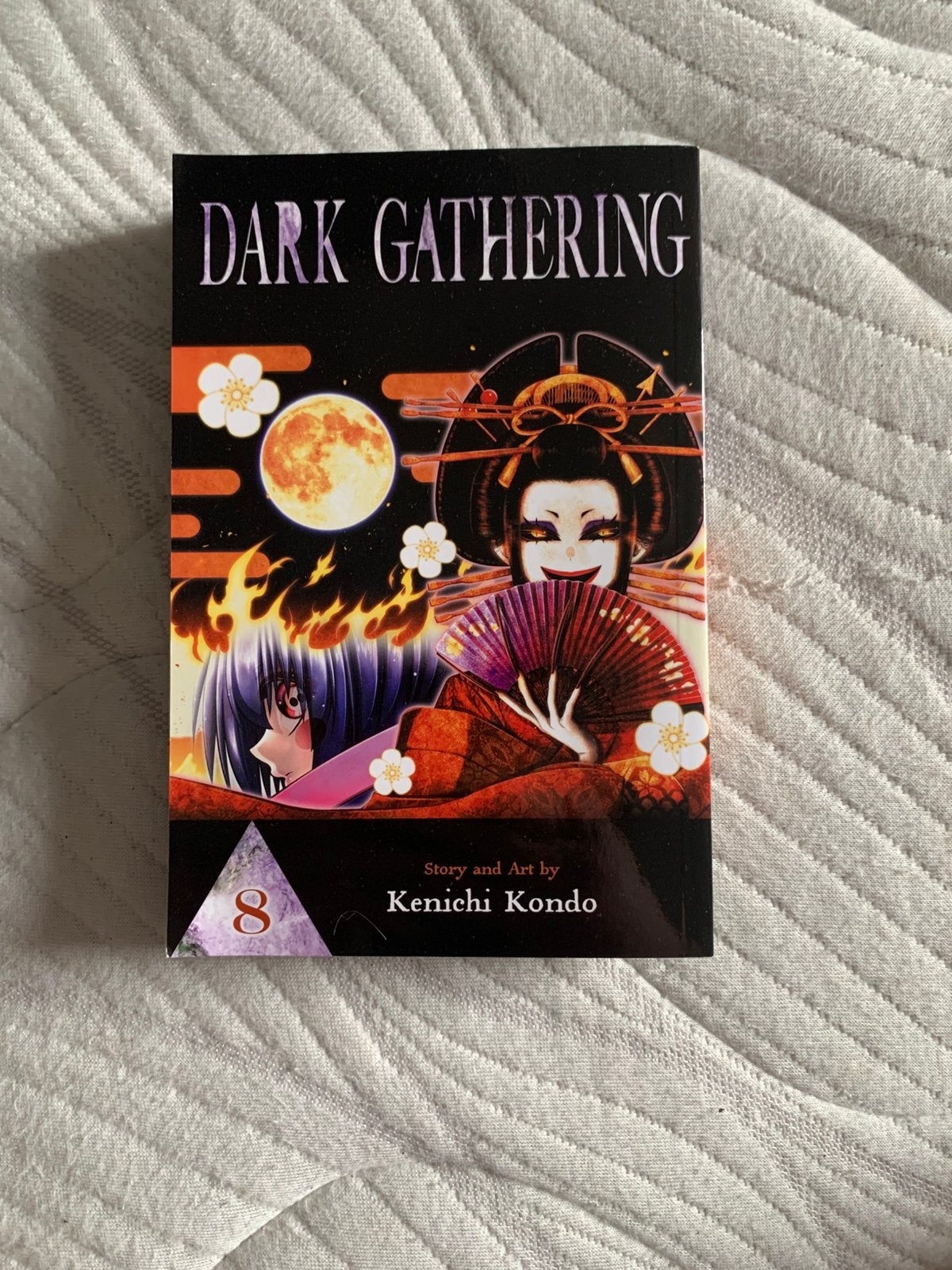 Dark gathering volume 8, Boeken, Ophalen, Zo goed als nieuw