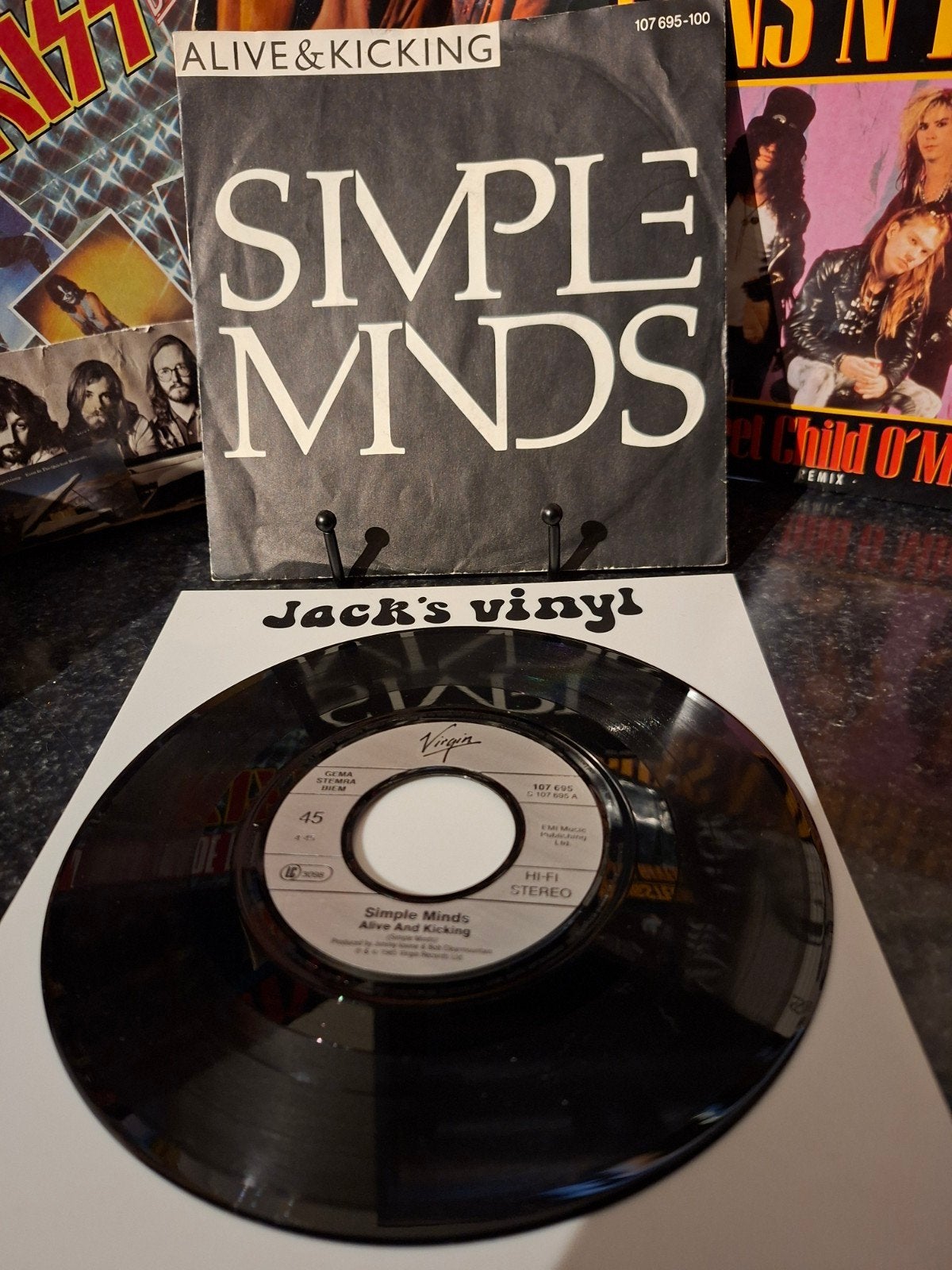 Simple Minds - Alive & Kicking 7 inch vinyl single, 7 inch, Ophalen of Verzenden, Zo goed als nieuw, Pop