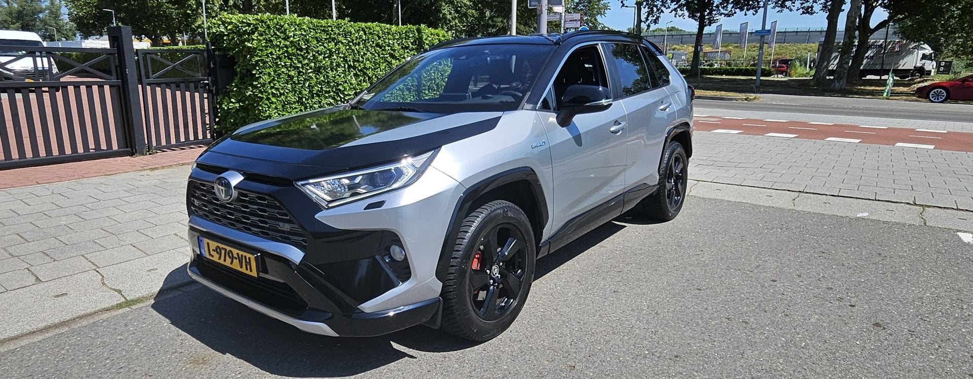 Toyota RAV4 2.5 Hybrid Bi-Tone Camera Cruise PDC LMV Nette A, Gebruikt, 4 cilinders, 2487 cc, Automatische klimaatregeling