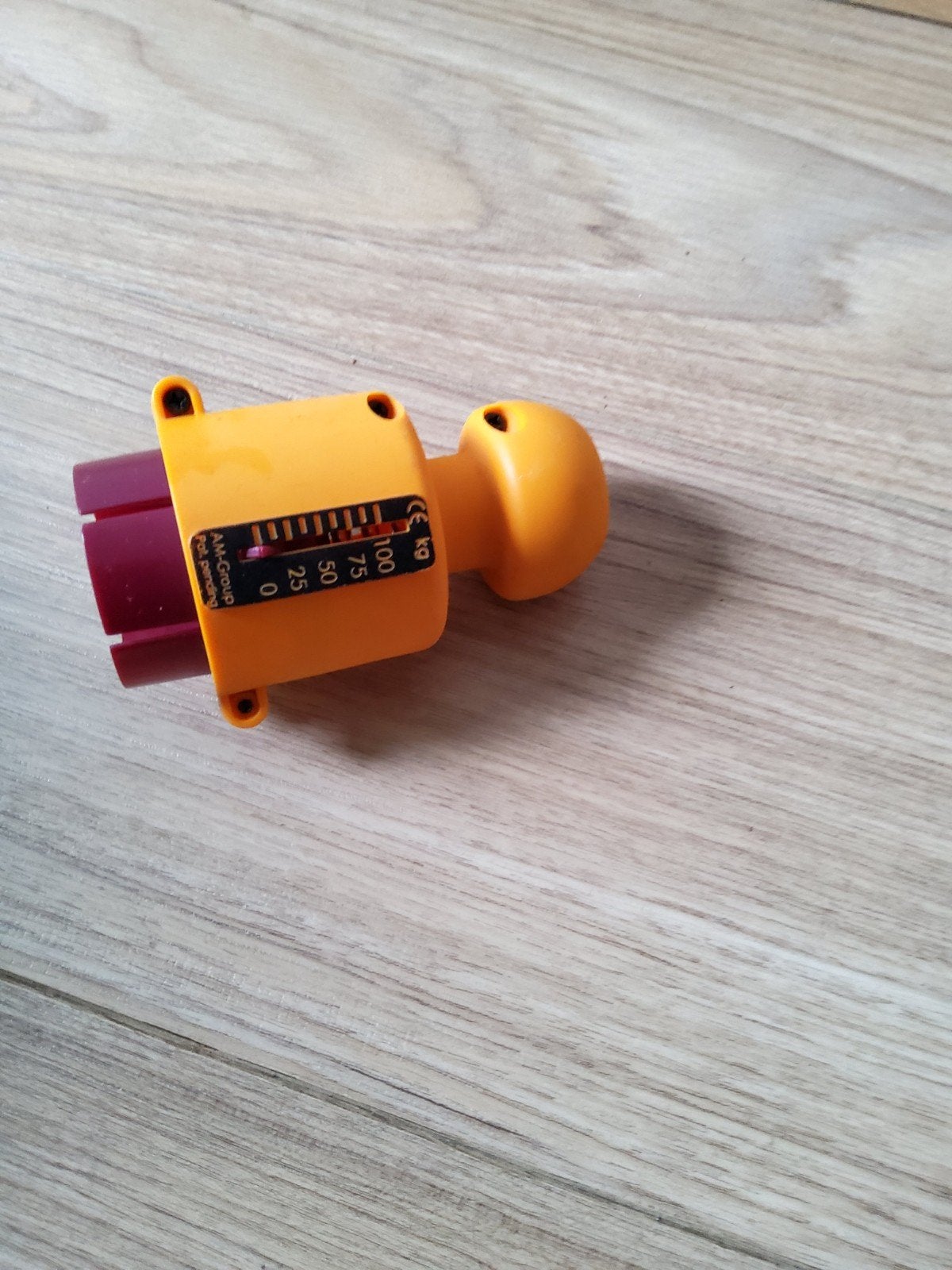 Caravan accessoires: kogeldrukmeter en disselslot, Ophalen, Gebruikt