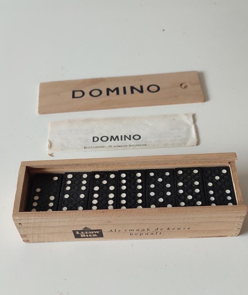 Leeuw bier domino doos box, Ophalen of Verzenden, Zo goed als nieuw