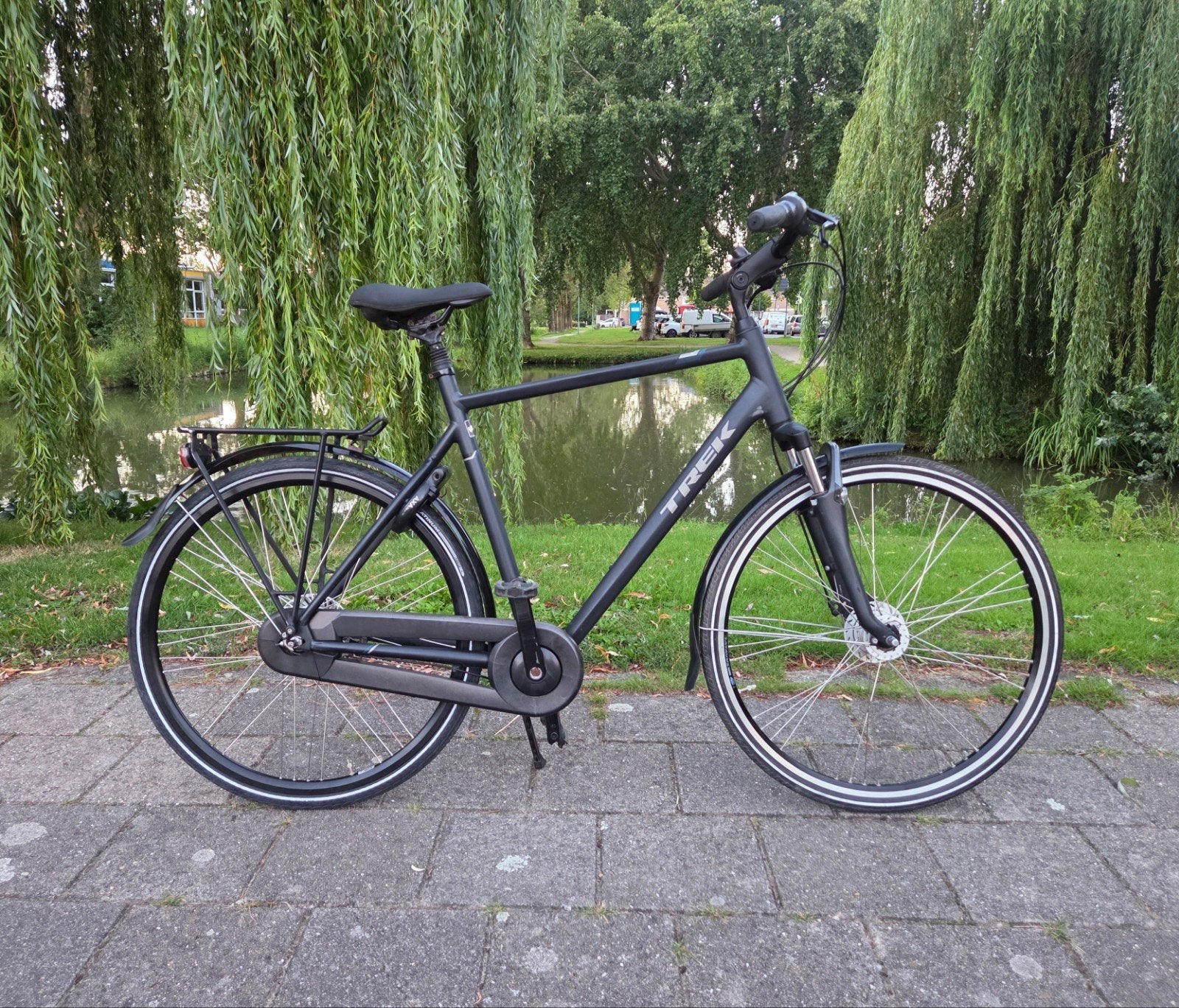 Herenfiets Trek L300 Framemaat 60, 57 tot 61 cm, Ophalen, Zo goed als nieuw, Versnellingen