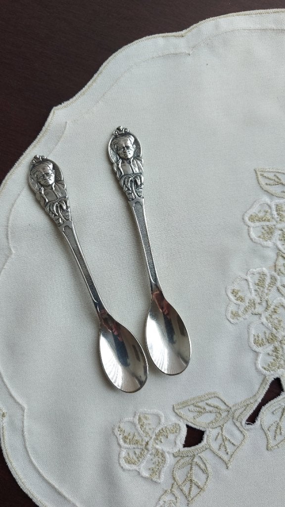 2 zwaar verzilverde lepeltjes, collectorsitems, Ophalen of Verzenden