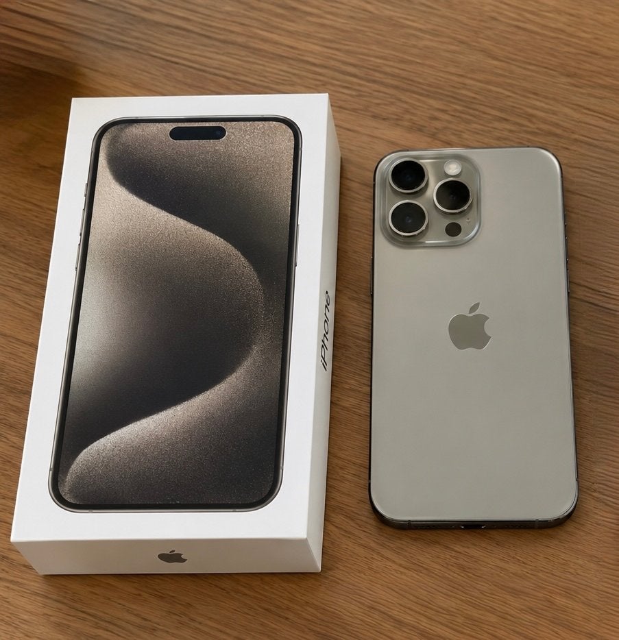 iPhone 15 Pro Max 256 GB Natural Titanium zo goed als nieuw, 256 GB, IPhone 15 Pro Max, Ophalen of Verzenden, Zo goed als nieuw
