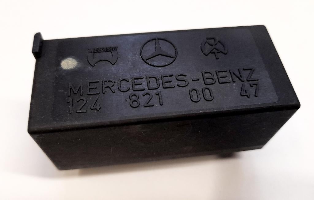 Relais Units div. W124 / W126 / W201 Mercedes., Auto-onderdelen, Ophalen of Verzenden, Gebruikt, Mercedes-Benz