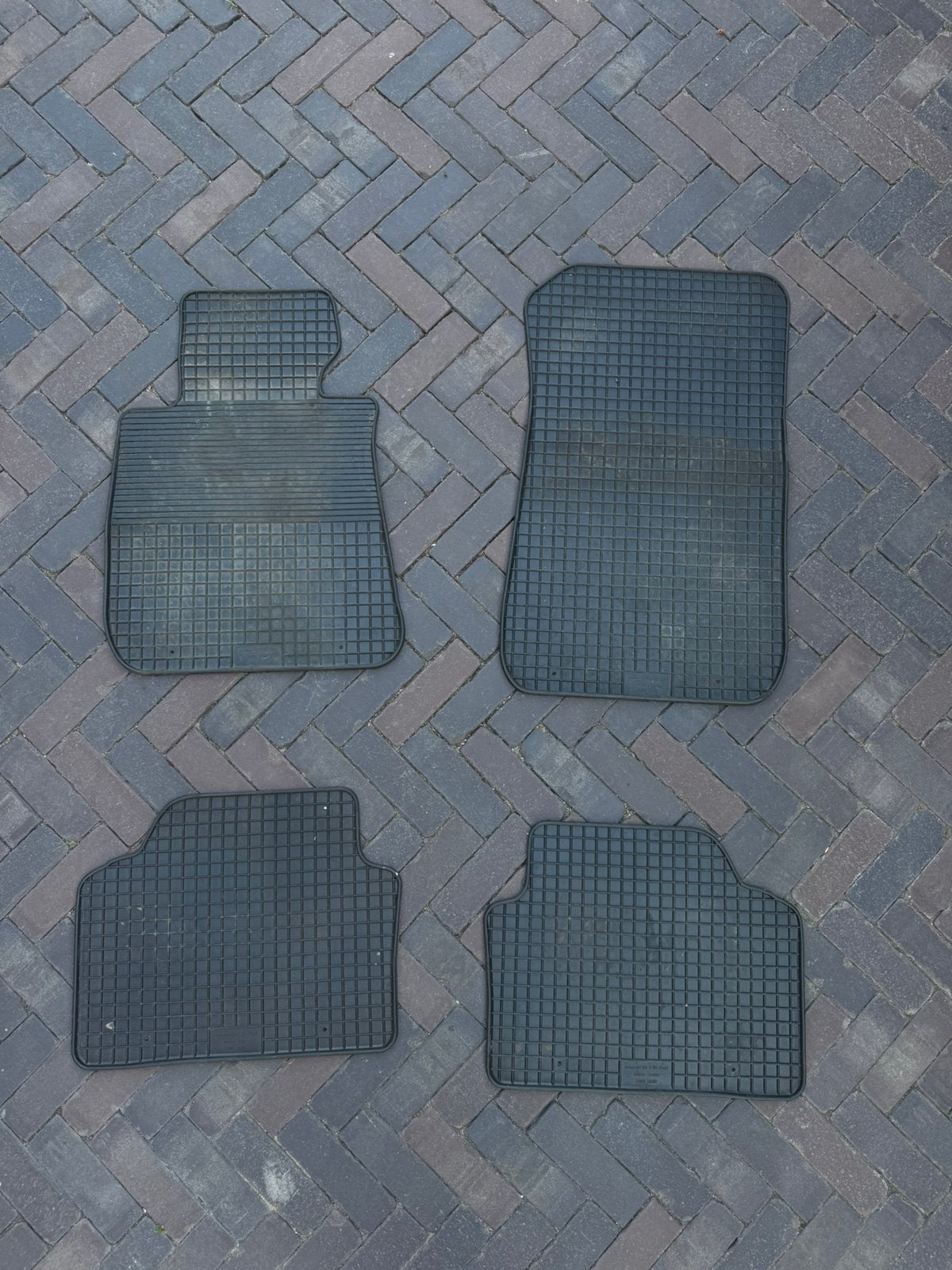 Rubber matten set allweather BMW E90/91, Auto diversen, Automatten, Ophalen, Gebruikt