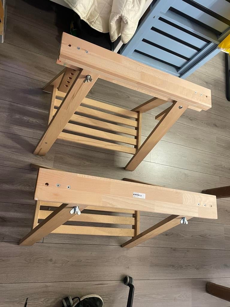 2 x schraag (Ikea), Ophalen, Zo goed als nieuw