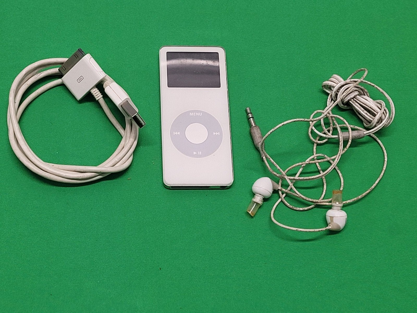 Apple iPod 2GB, Audio, Tv en Foto, Mp3-spelers | Apple iPod, Gebruikt, Ophalen of Verzenden, 2 tot 10 GB, Overige kleuren