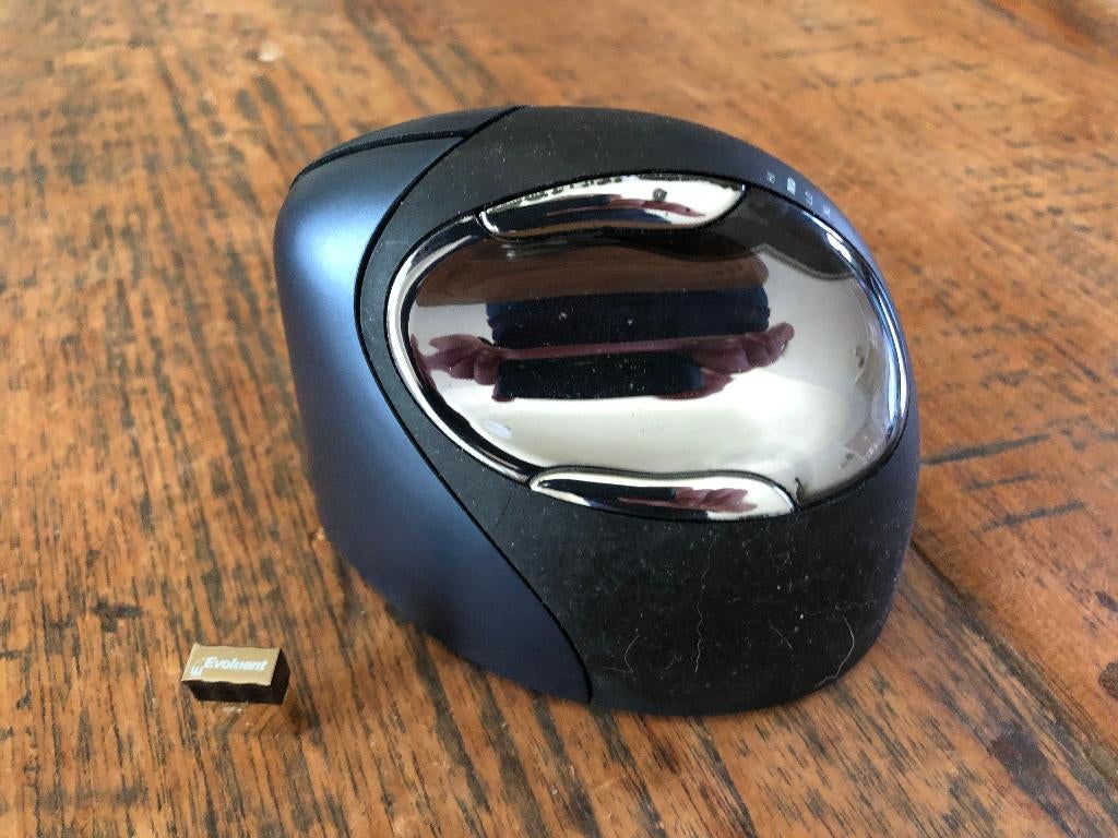 Evoluent ergonomische muis, Rechtshandig, Muis, Ophalen of Verzenden, Zo goed als nieuw