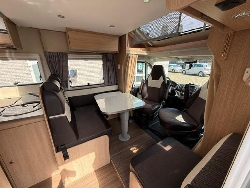 Foto 14 van Sunlight T 68 4 Personen