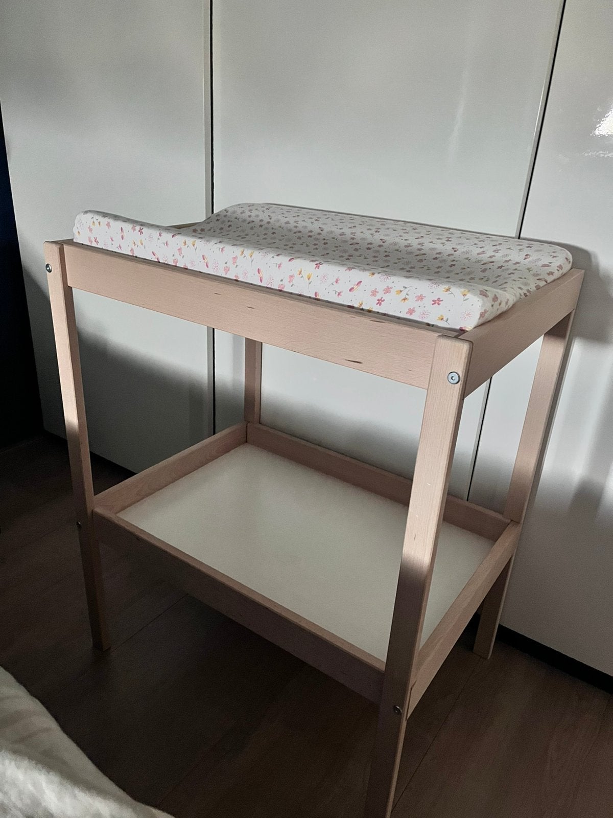 Ikea Sniglar commode met aankleedkusssn prenatal, Minder dan 75 cm, 50 tot 70 cm, Zo goed als nieuw, Commode
