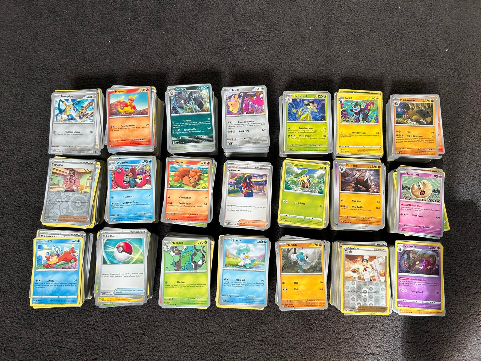 Pokémon bulk 2500 kaarten goede conditie, Ophalen of Verzenden, Zo goed als nieuw, Speelkaart(en)