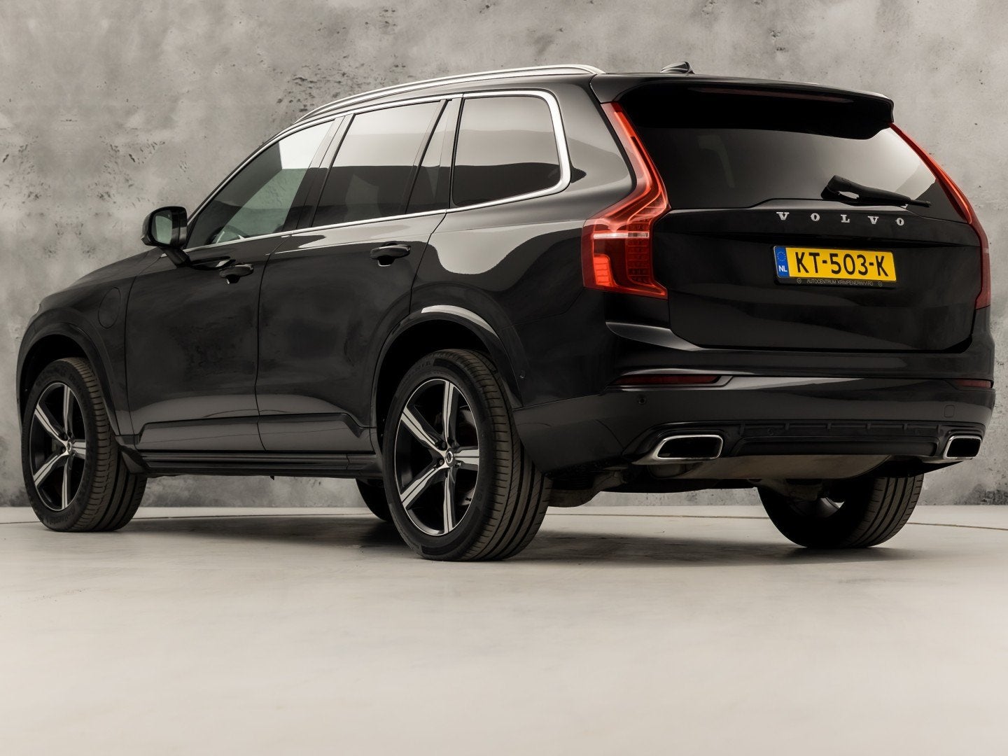 Volvo XC90 2.0 T8 Twin Engine AWD R-Design 7 Persoons 408Pk, Auto's, 12 maanden, Gebruikt, 7 stoelen, Zwart