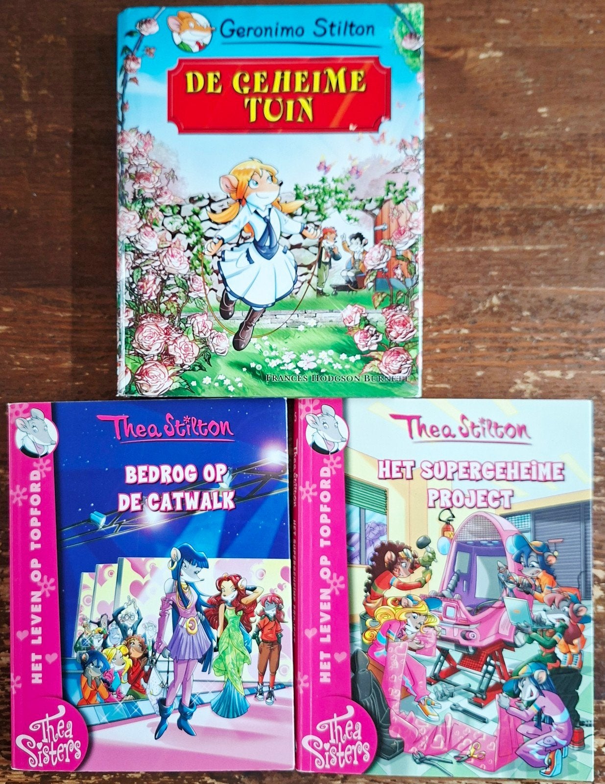 3 boeken van Geronimo Stilton en Thea Stilton, Boeken, Ophalen of Verzenden, Gelezen, Geronimo Stilton, Fictie algemeen