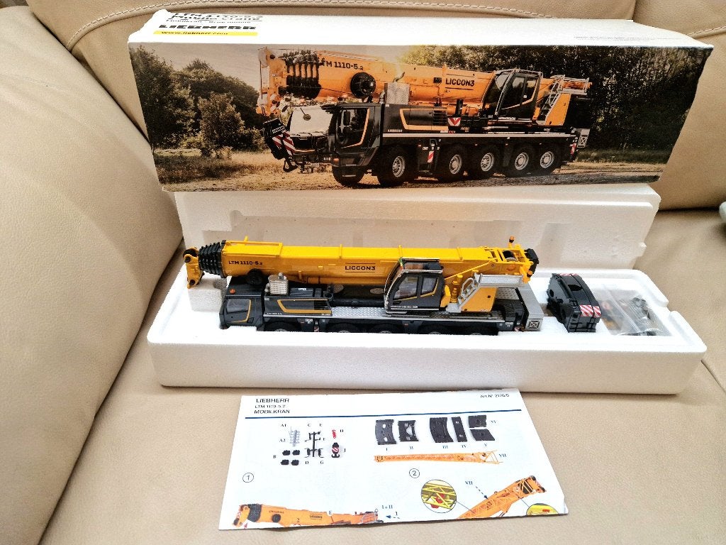 Liebherr LTM 1110-5.2 A.M. 1:50 mobiele kraan Conrad, nieuw!, Hobby en Vrije tijd, Modelauto's | 1:50, Ophalen of Verzenden, Nieuw