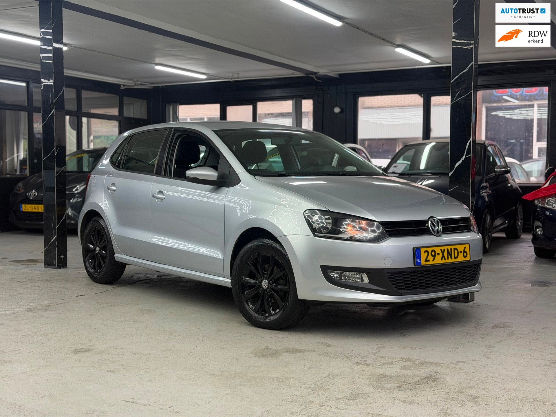 Volkswagen Polo 1.2 TSI Comfortline Automaat | Airco | navi, Auto's, Volkswagen, Euro 5, 4 cilinders, Origineel Nederlands, 19 km/l