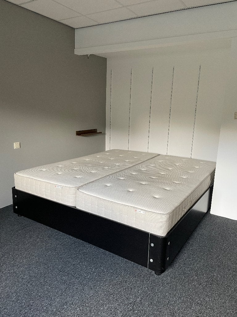 Auping bed 180x200, Huis en Inrichting, Slaapkamer | Bedden, Ophalen, Gebruikt, Zwart, Tweepersoons