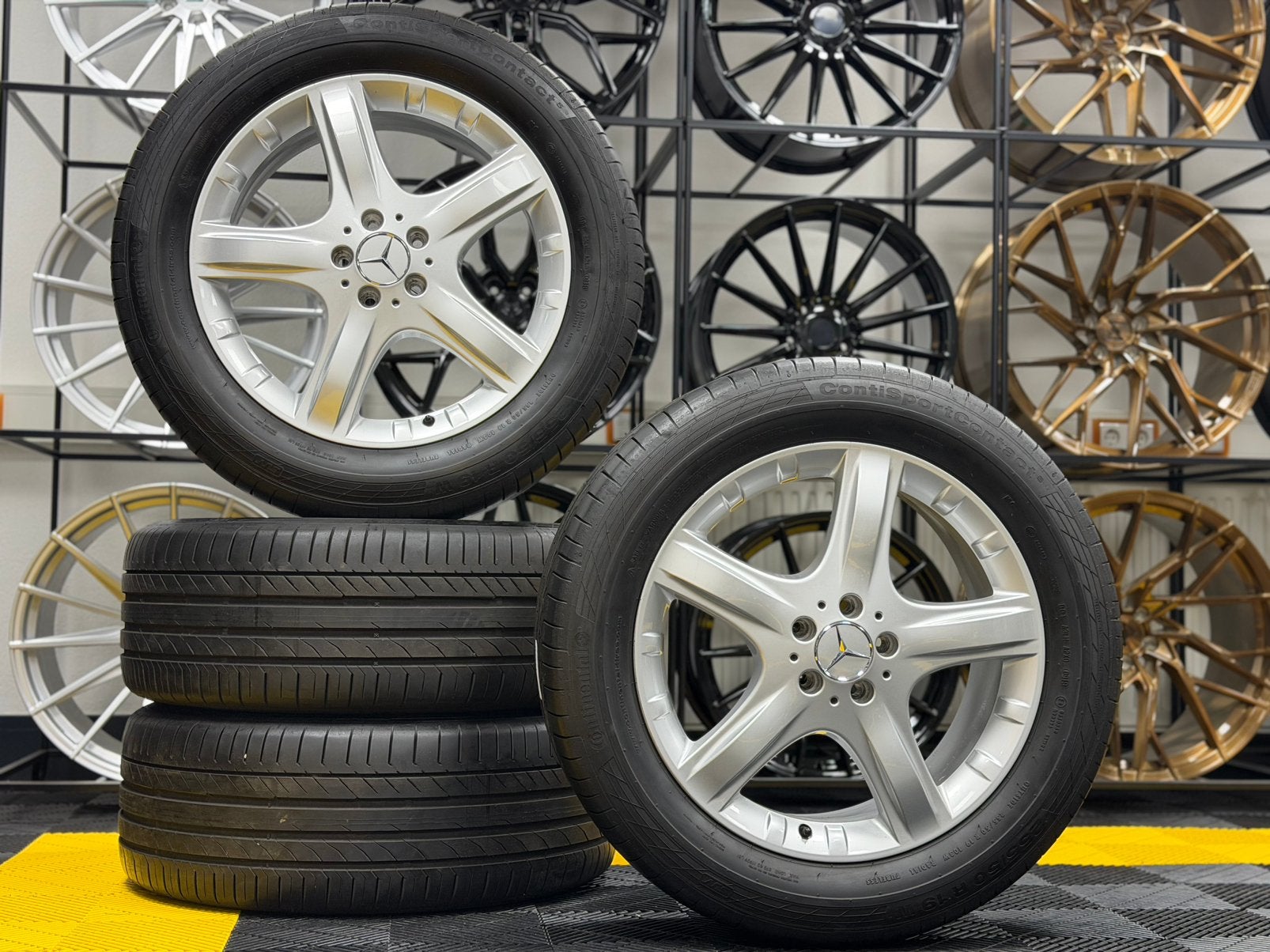 19 Inch Gebruikt MERCEDES ML Klasse Zomer Continental 7mm, Auto-onderdelen, Gebruikt, 255 mm, Banden en Velgen, Zomerbanden