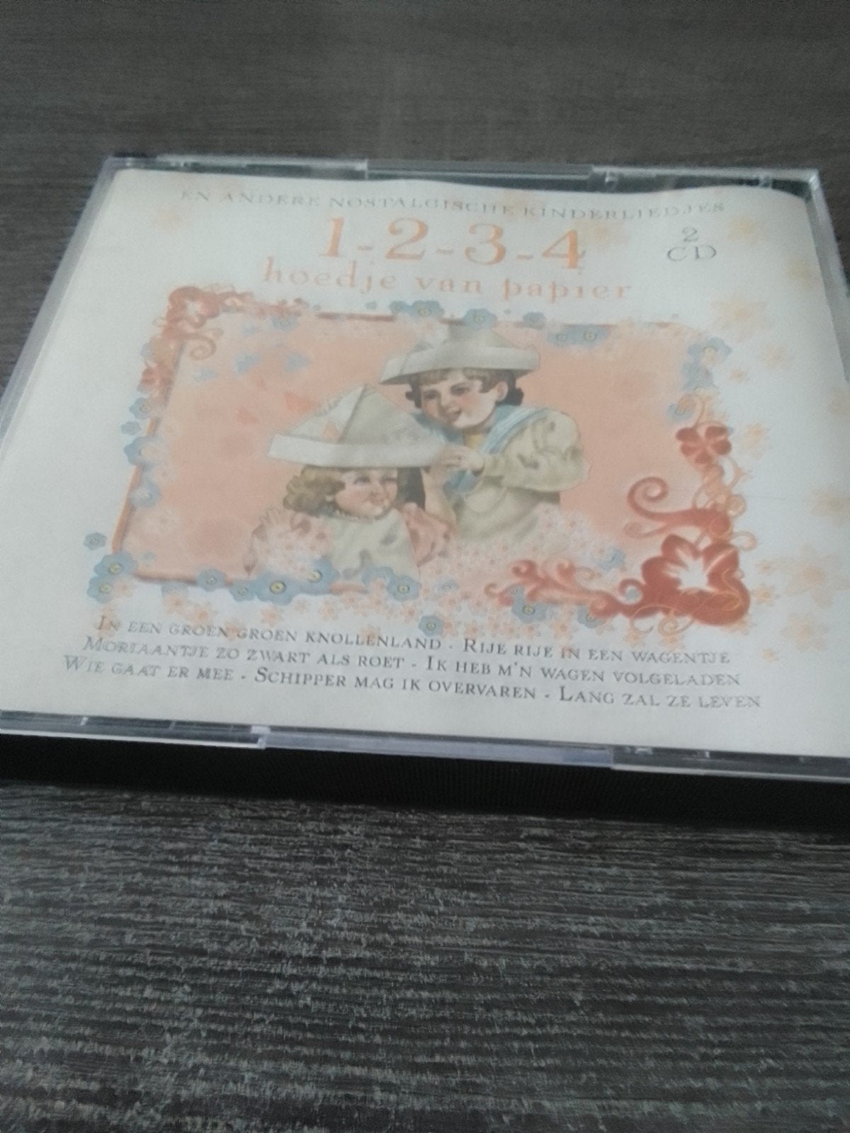 1-2-3-4 Hoedje van Papier - Nostalgische Kinderliedjes (2CD), Ophalen, Zo goed als nieuw