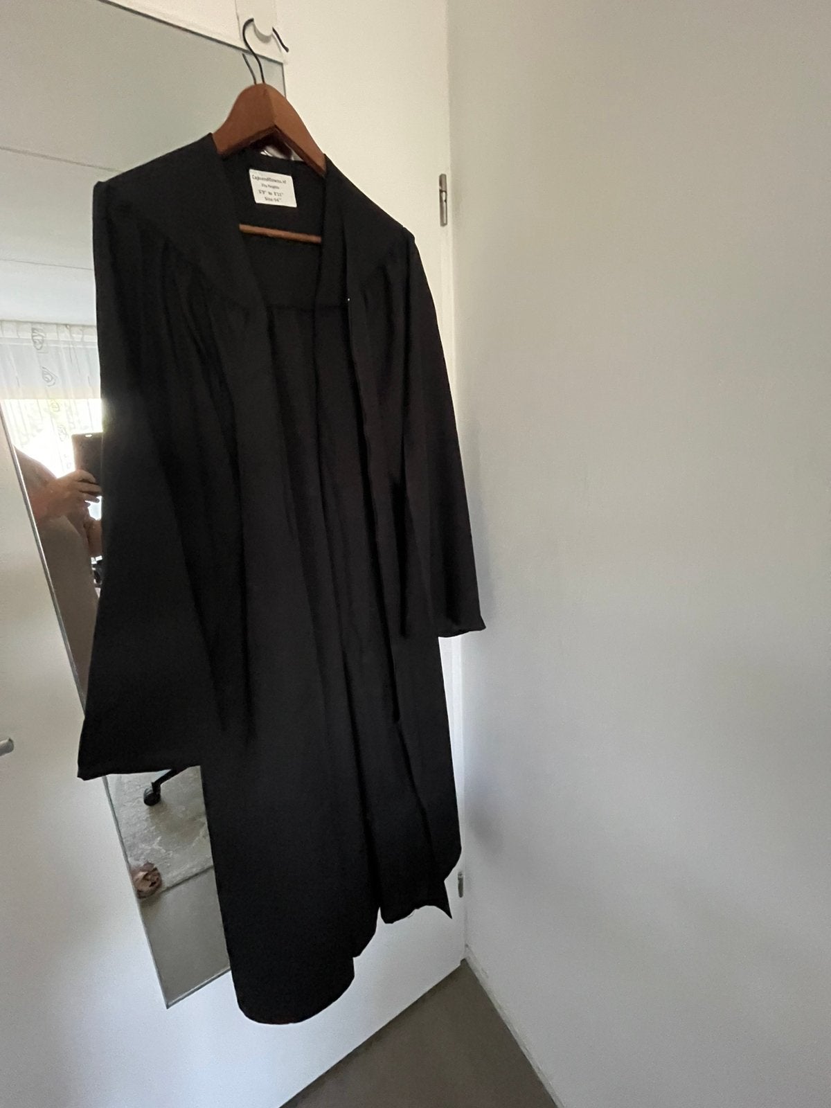 Mooie zwarte toga, Ophalen of Verzenden, Zo goed als nieuw