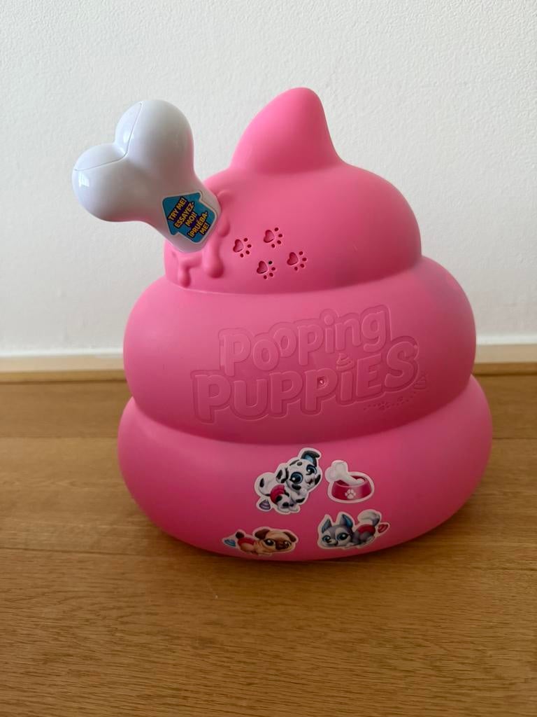 Pets Alive Pooping Puppies hond (ZURU) met roze opbergcase, Ophalen, Zo goed als nieuw