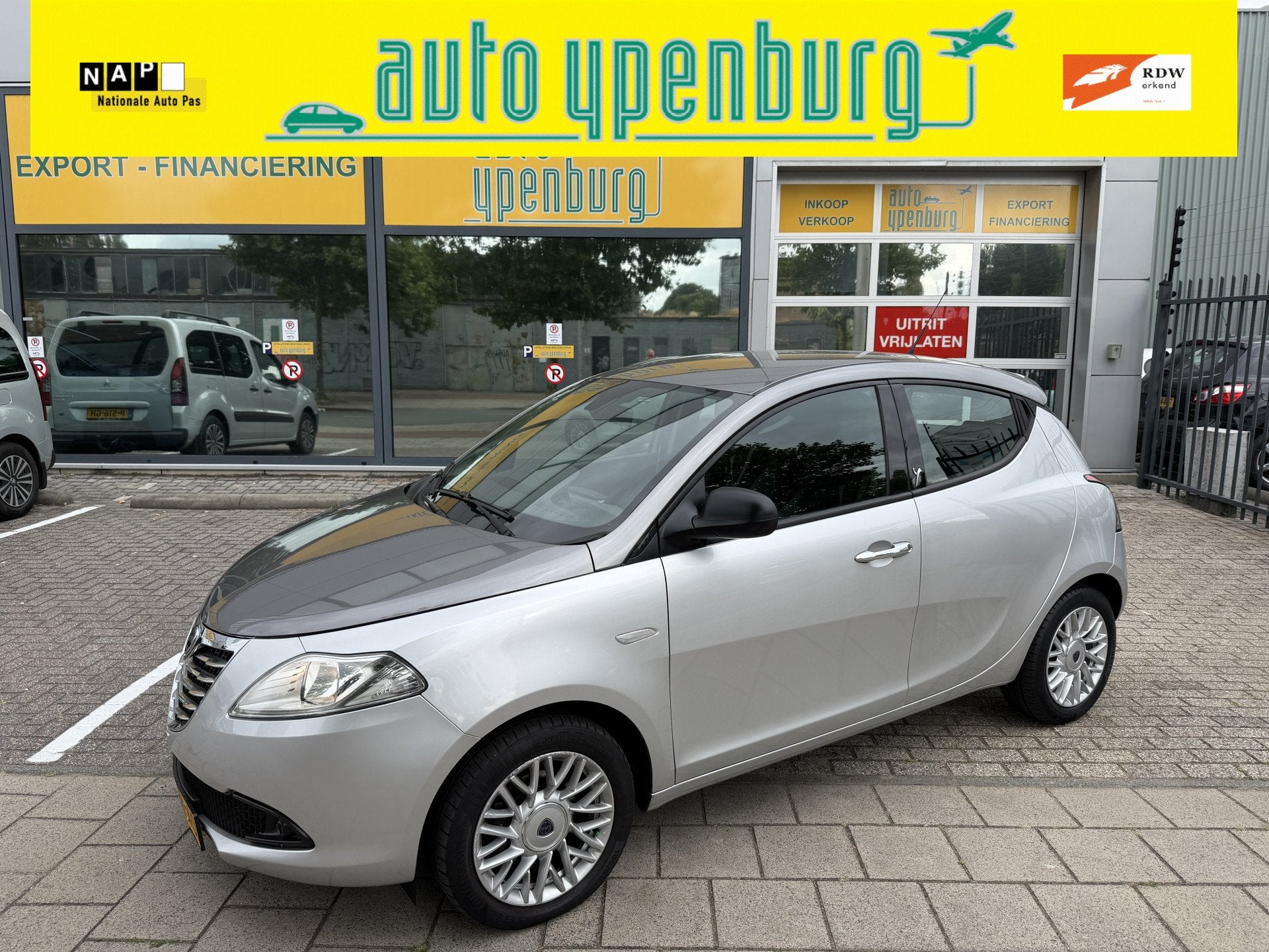 Lancia Ypsilon 0.9 TwinAir Silver Plus * 50.854 Km * Two Ton, Voorwielaandrijving, Euro 5, Gebruikt, Origineel Nederlands
