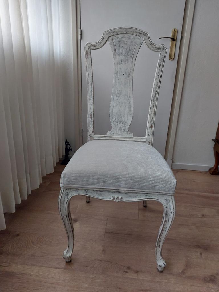 6 vintage Whitewash eetkamerstoelen. Nieuw gestoffeerd, Antiek en Kunst, Ophalen
