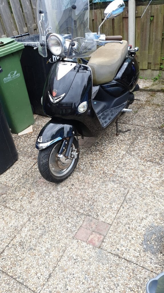 Retro scooter, Gebruikt, Benzine, 50 cc, Maximaal 25 km/u