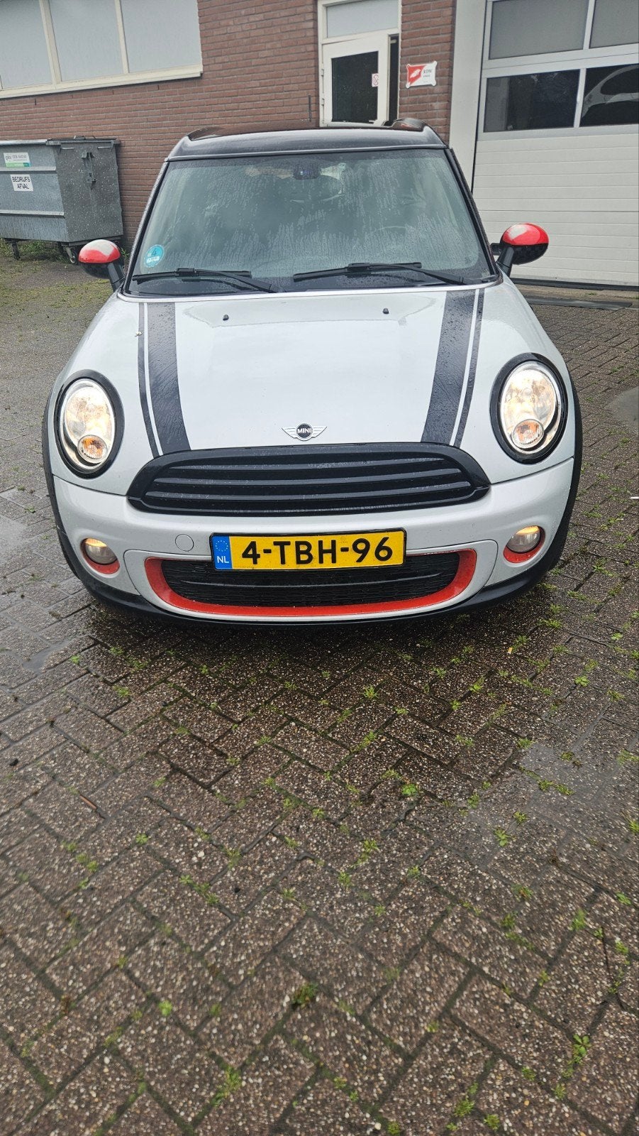 Mini Clubman 1.6 D ONE 2013 Wit, Auto's, Mini, Voorwielaandrijving, 1160 kg, Bluetooth, 4 cilinders