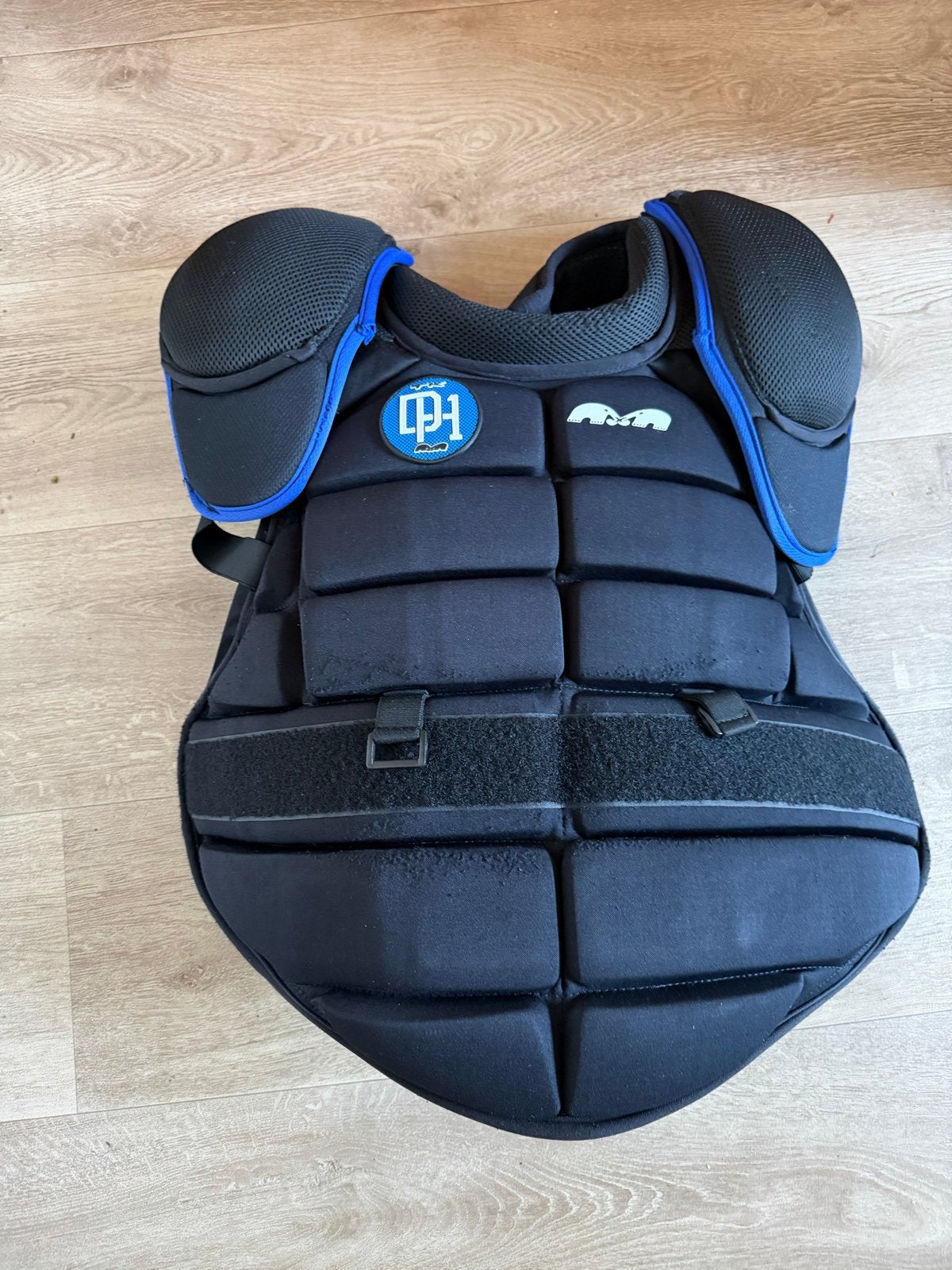 TK body protector, Sport en Fitness, Ophalen of Verzenden, Gebruikt, Overige typen