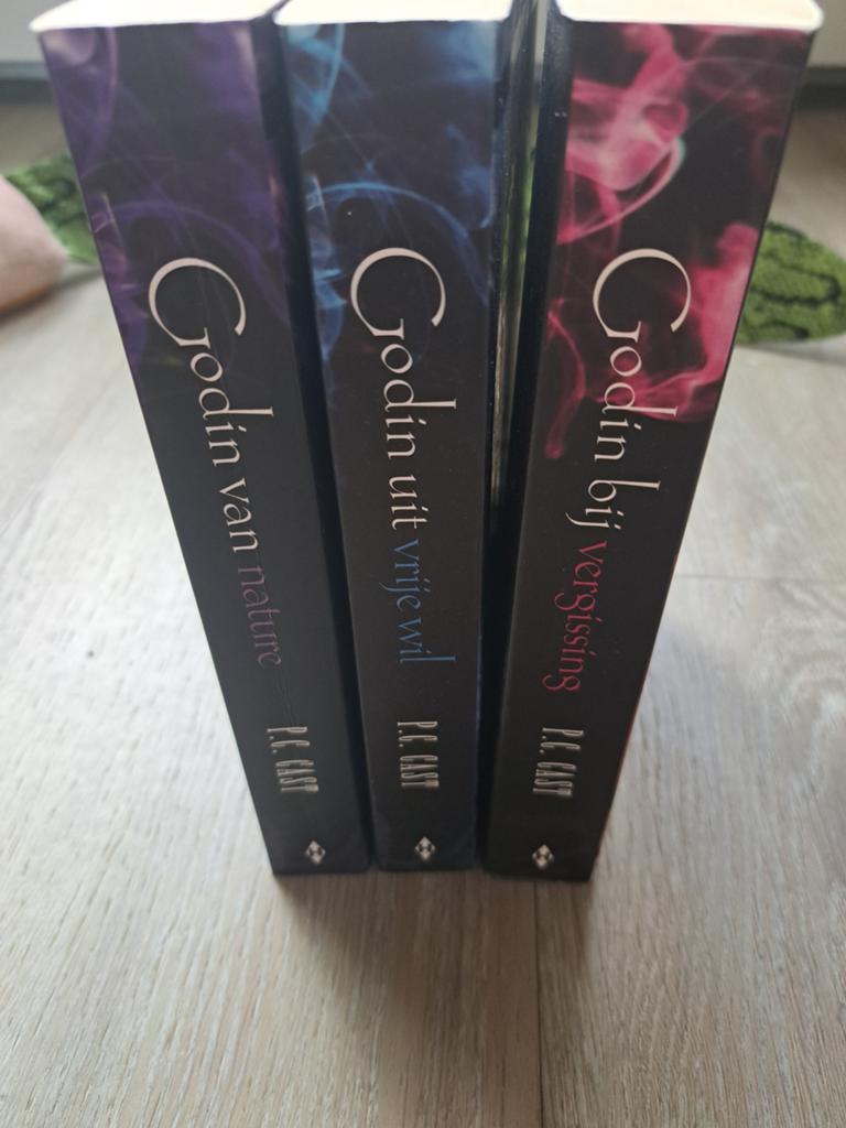 Godin triologie - Pathologie trilogie  - Pc Cast, Boeken, Ophalen of Verzenden