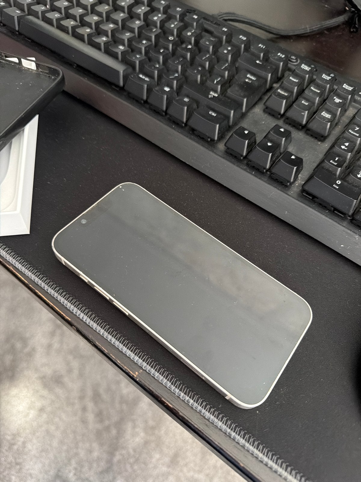 iPhone met strepen op scherm - werkt nog wel, Telecommunicatie, Verzenden, Niet werkend