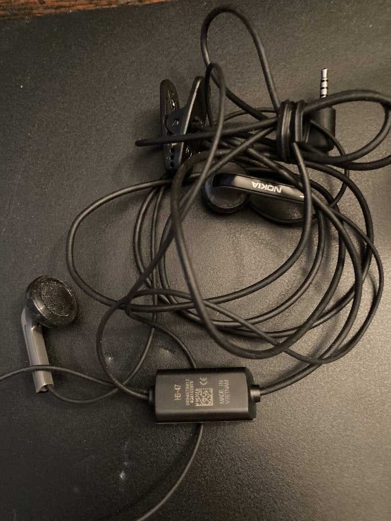 Nokia HS-47 stereo headset kwam uit in 2006 Nokia-headset, Telecommunicatie, Mobiele telefoons | Nokia, Geen camera, Zwart, Nieuw