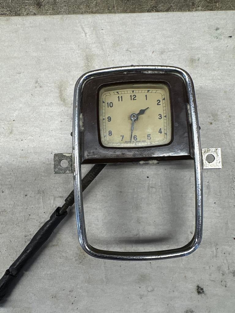 Klokje voor Morris (en andere Engelse auto's), goed lopend, Ophalen of Verzenden, Gebruikt