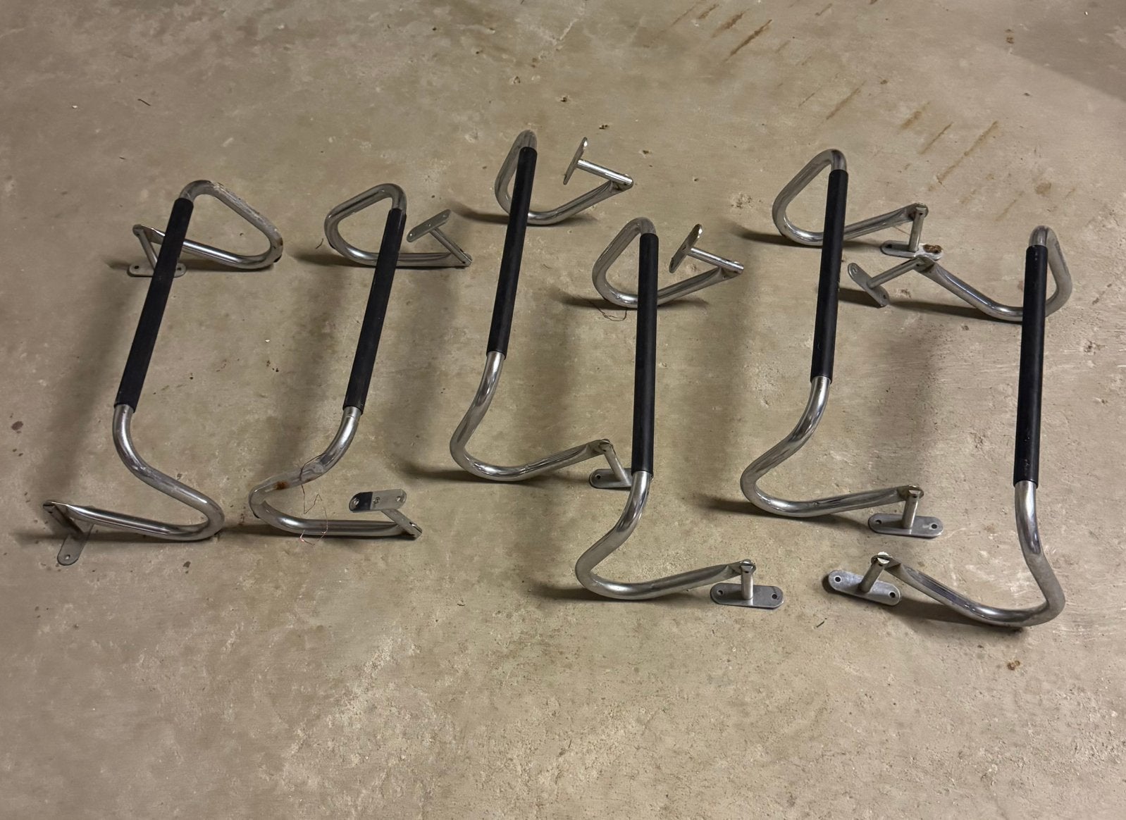 6x Universele Kiela Wand-Voetensteunen Kappersstoel,Kaptafel, Ophalen, Zwart, Vijf, Zes of meer stoelen