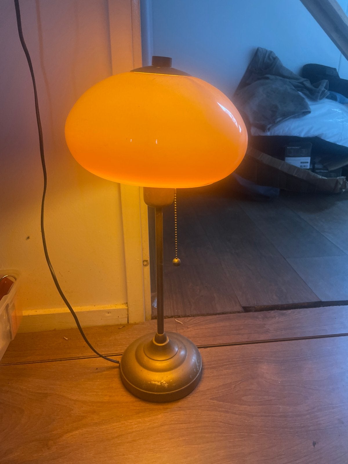 Vintage Tafellamp met Oranje Glazen Kap, Antiek en Kunst, Ophalen of Verzenden