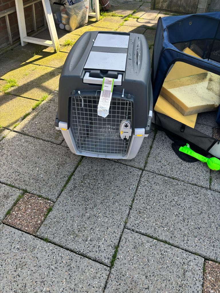 Honden kennel, bench, transport box, Ophalen of Verzenden, Zo goed als nieuw
