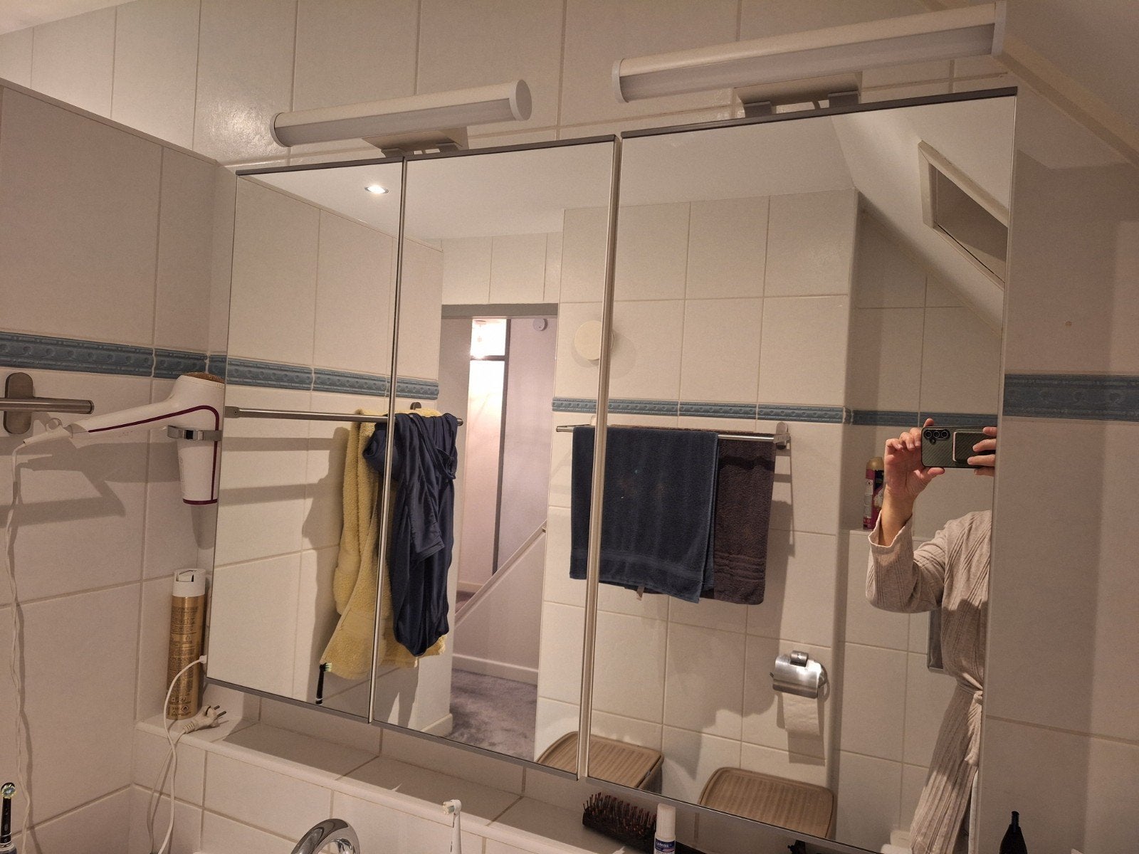 Ikea Enhet spiegelkasten met verlichting, Ophalen, 100 tot 150 cm, Minder dan 25 cm, Minder dan 100 cm