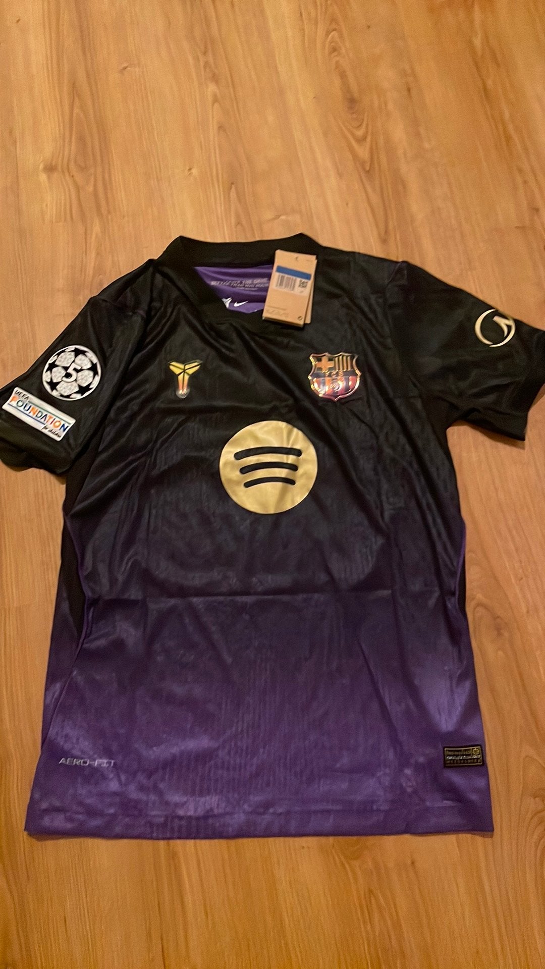 Barcelona shirt met Lamine Yamal, Maat M, Ophalen of Verzenden, Nieuw, Shirt