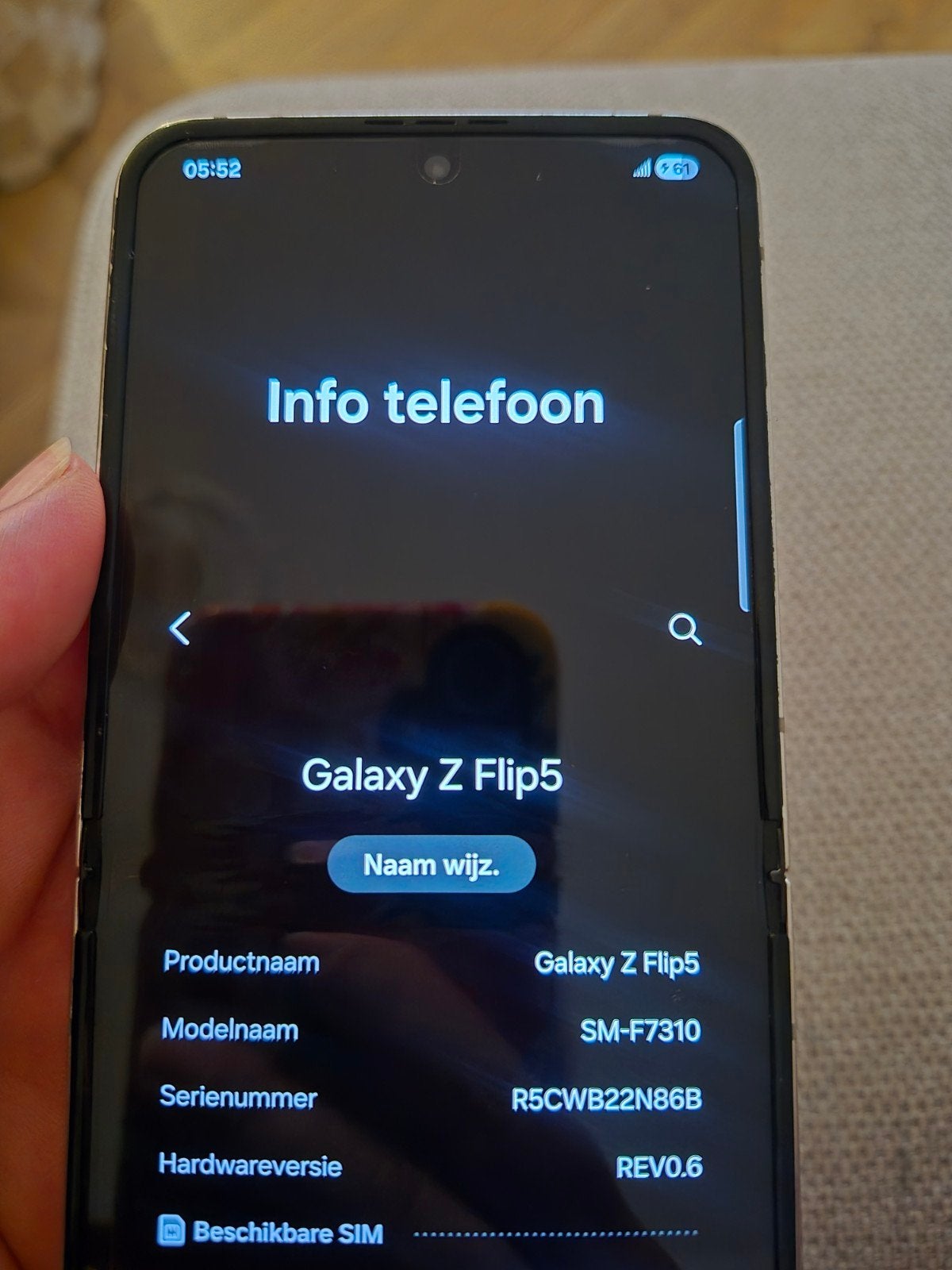 Foto 12 van Samsung Galaxy Z Flip5 256GB – krasvrij + hoesje