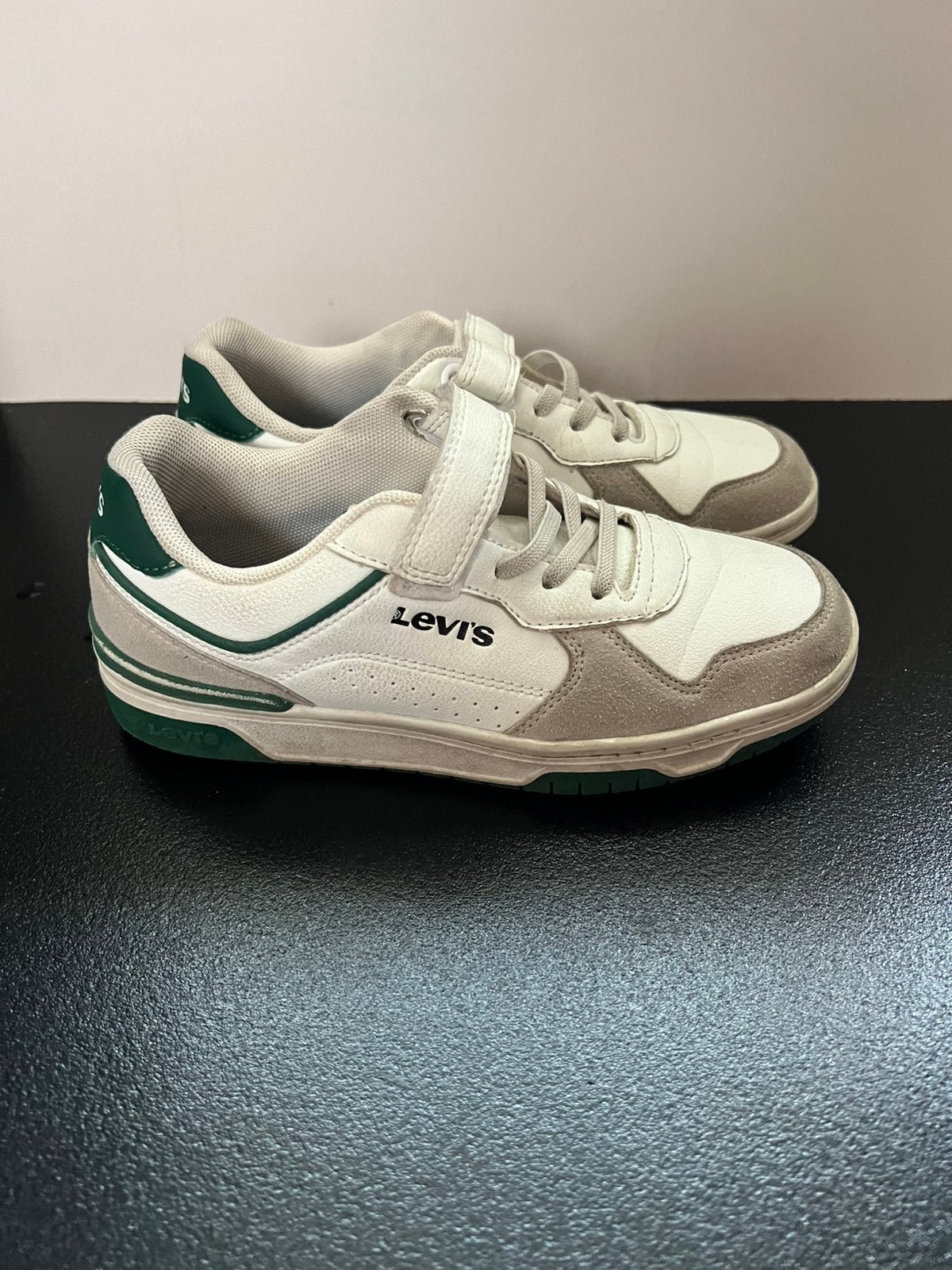 Levi’s sneakers maat 34, Ophalen of Verzenden, Zo goed als nieuw, Schoenen