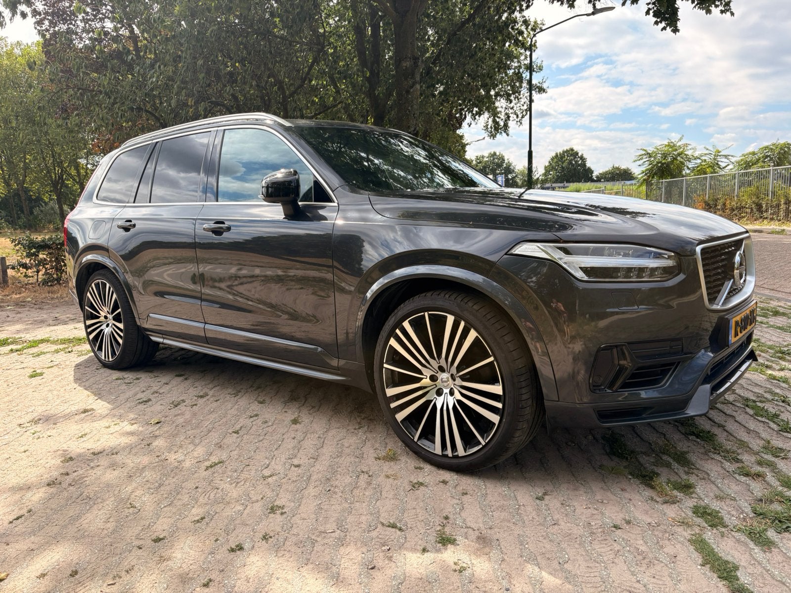 Volvo XC90 T8 R-Design 2018 | B&W | Luchtvering | 7p |, Auto's, 2199 kg, Zwart, 4 cilinders, 1969 cc