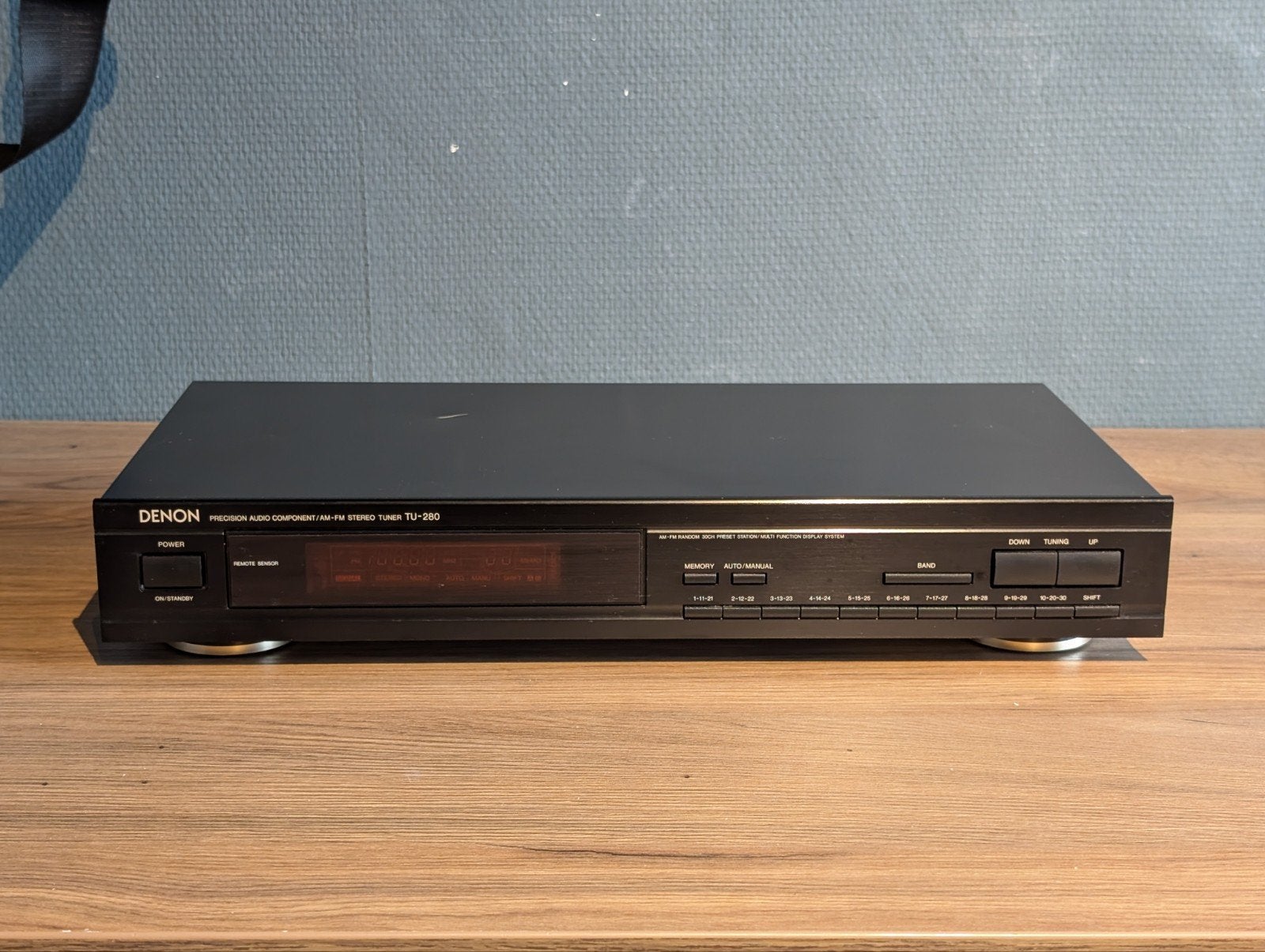 Denon TU-280 Tuner - Tuned super!, Audio, Tv en Foto, Tuners, Zo goed als nieuw, Analoog, Ophalen of Verzenden