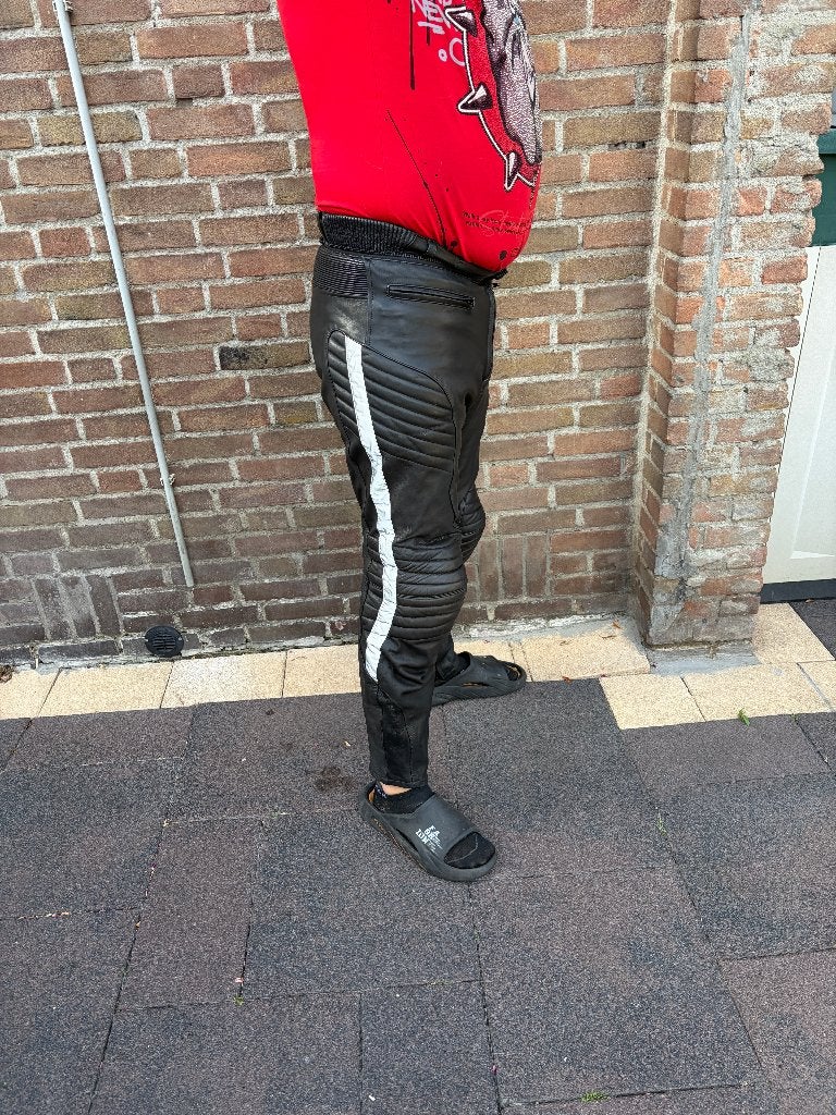 te koop restyle leren motorbroek politie model, Motoren, Broek | leer, Heren, Ophalen of Verzenden, Restyle